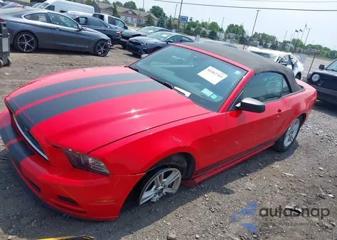 2014 Ford Mustang V6 from USA, damaged, VIN 1ZVBP8EM7E5275774
